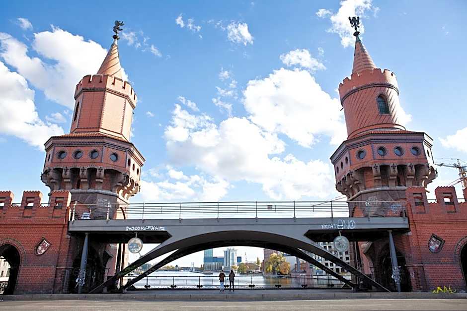 Hotel Indigo Berlin East Side Gallery By IHG