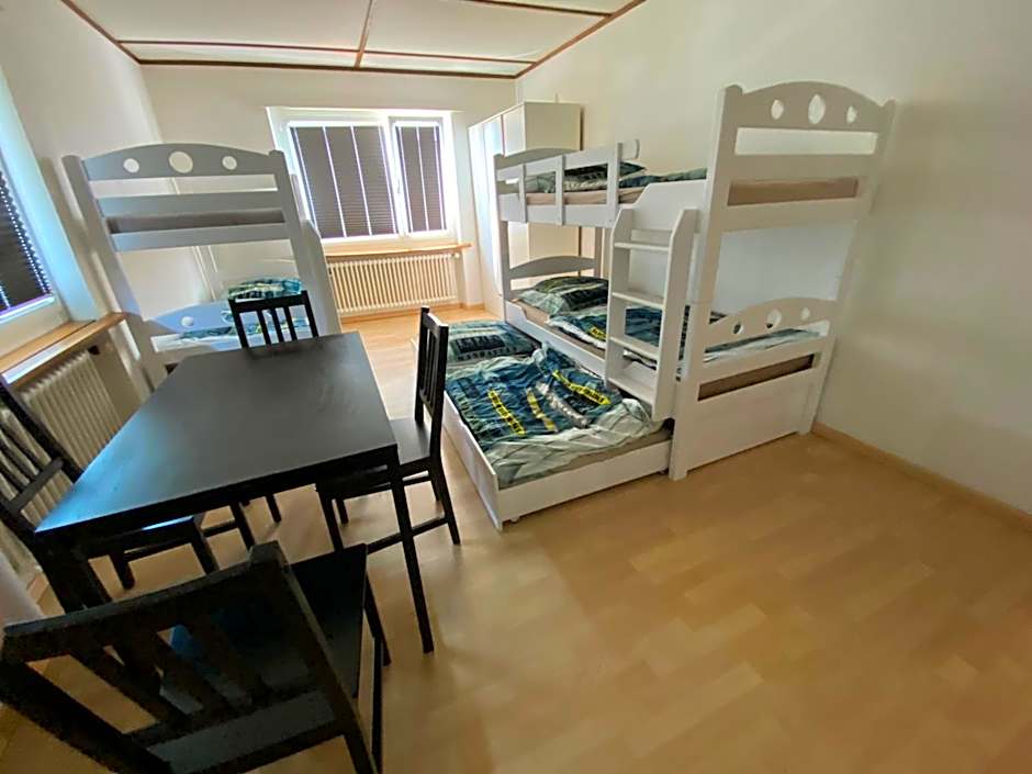 Hostel Airport