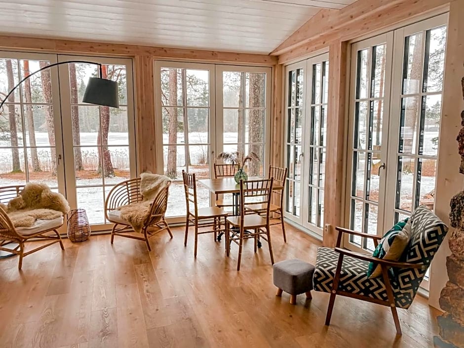 Tuba järveäärses puhkemajas - Saarjärve Puhkemaja