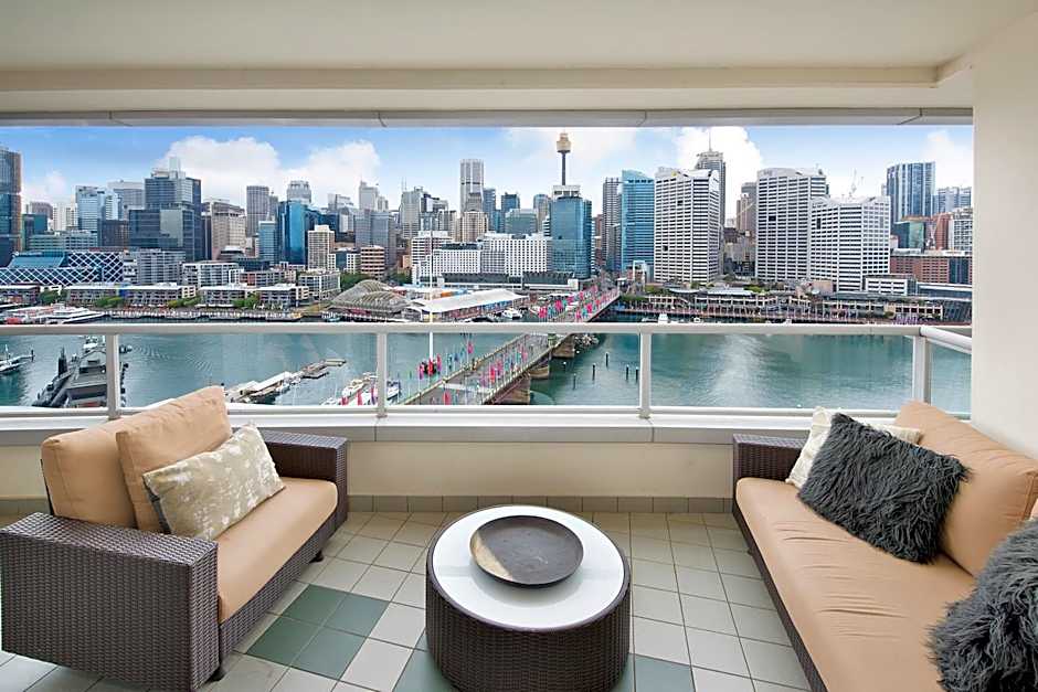 Darling Harbour Getaway