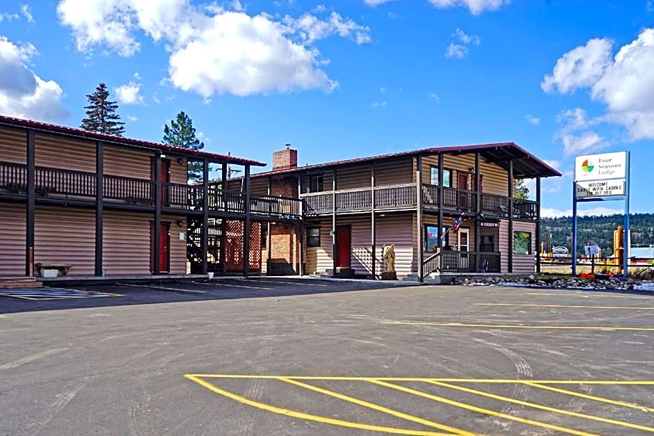 Four Seasons Lodge