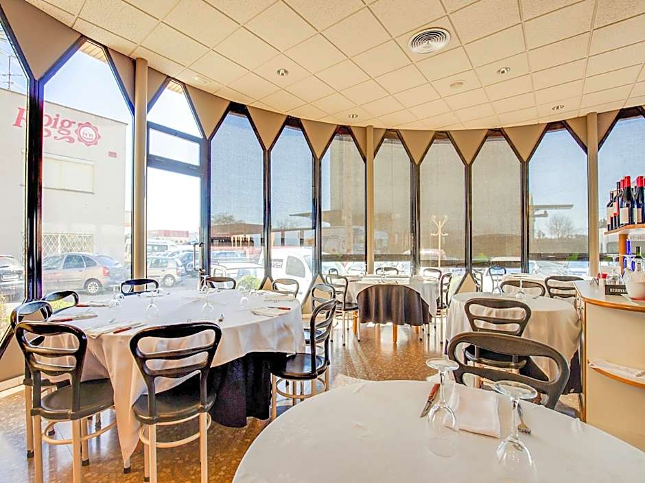 Hotel Restaurante Blanc I Negre 2