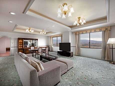 Classic Deluxe Suite