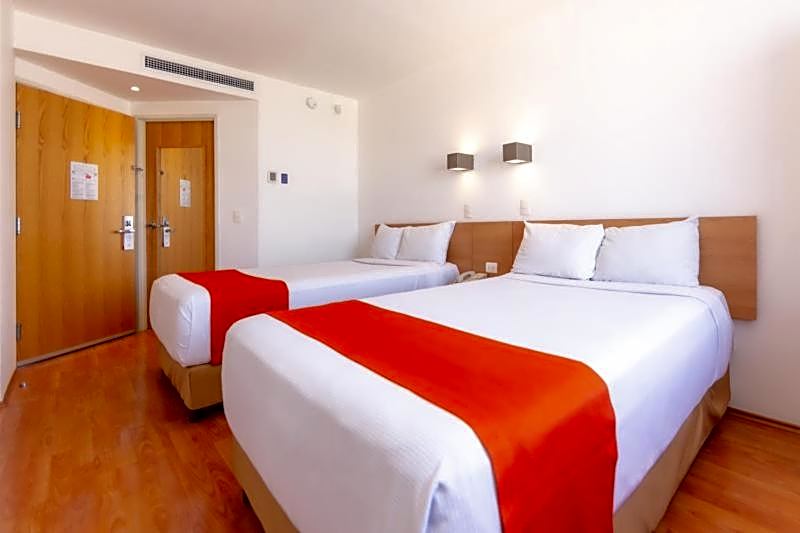 Sleep Inn Leon Antares