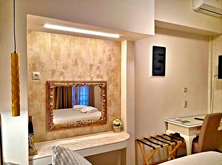 Golden City Center Suites