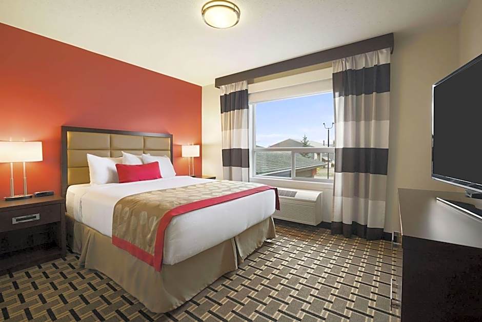 Ramada by Wyndham Edson