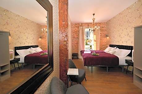 Superior Room with City View