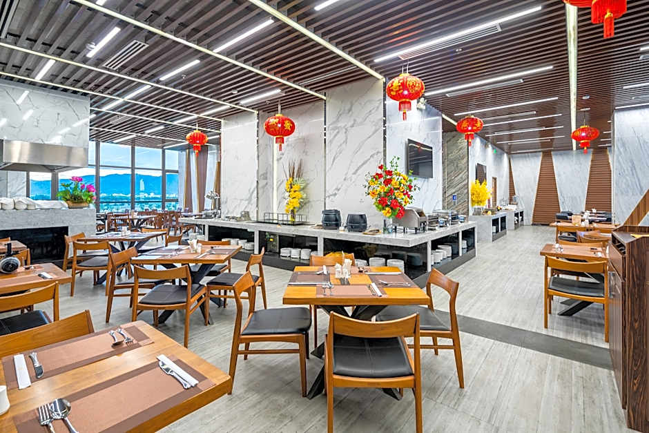 EMERALD BAY HOTEL & SPA