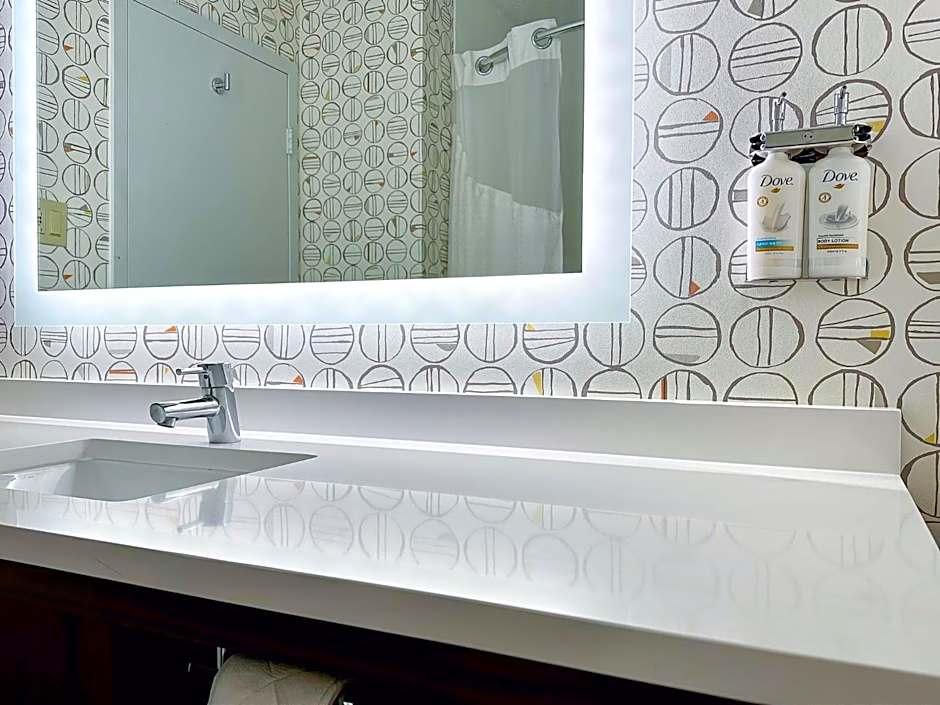 Holiday Inn Weirton-Steubenville Area By IHG
