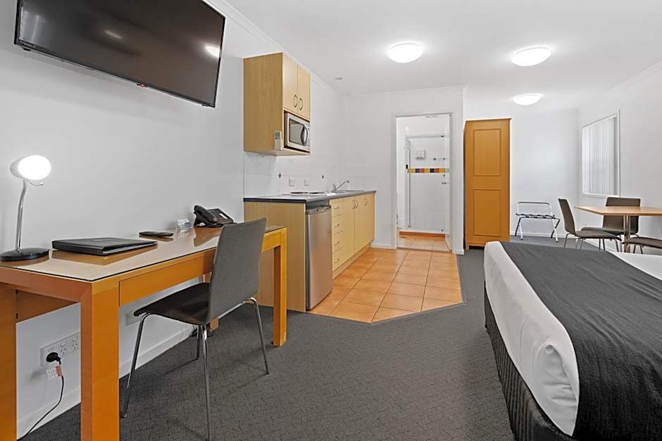 Browns Plains Motor Inn