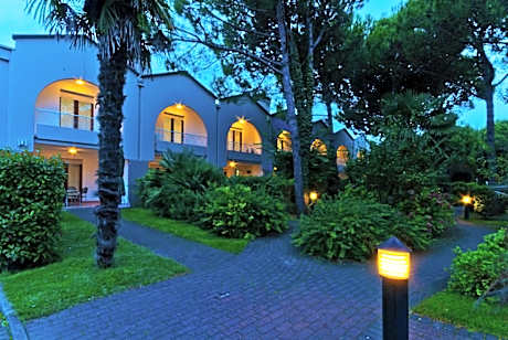 Two-Bedroom Villa (6 Adults)