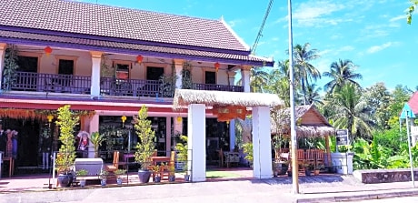 The World Hotel