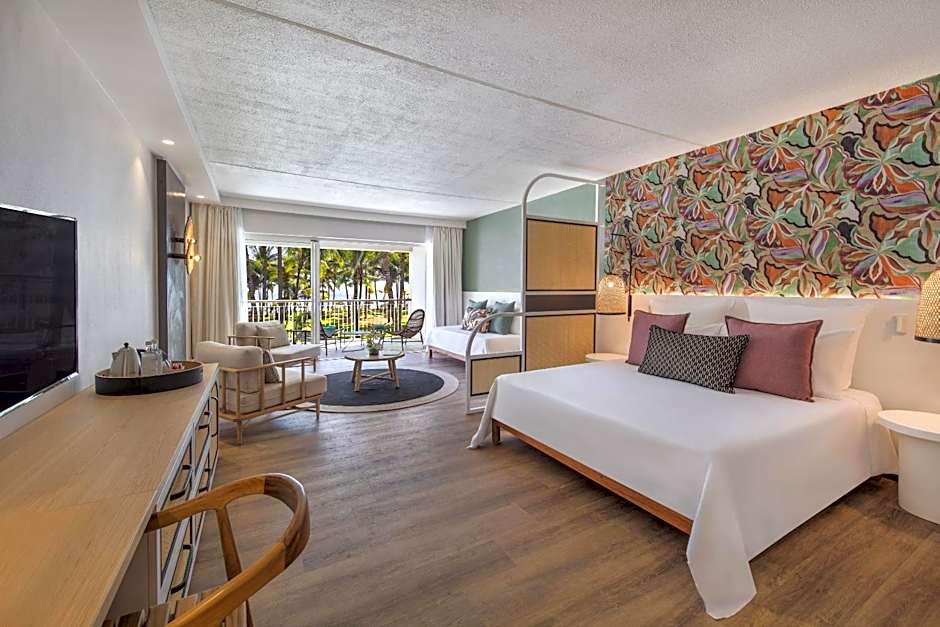 Photo 1 of 4 of Victoria Room – Honeymooners only
