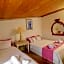 Alacati Asmali Konak Hotel