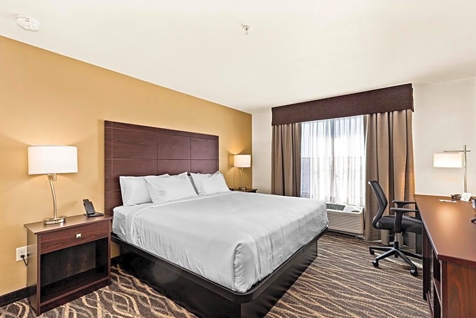 Cobblestone Hotel & Suites - Superior Duluth