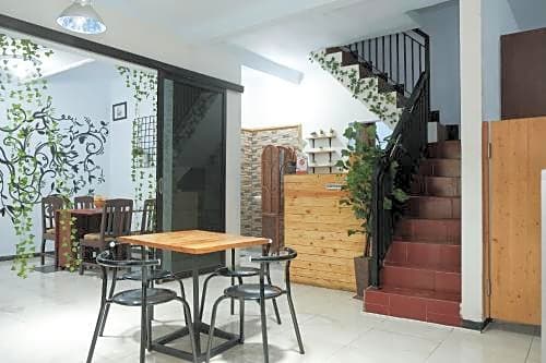 OYO 1380 Velodrome Family House Syariah