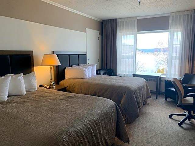 Hôtel le Manoir Baie-Comeau