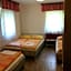 Youth Hostel Nika