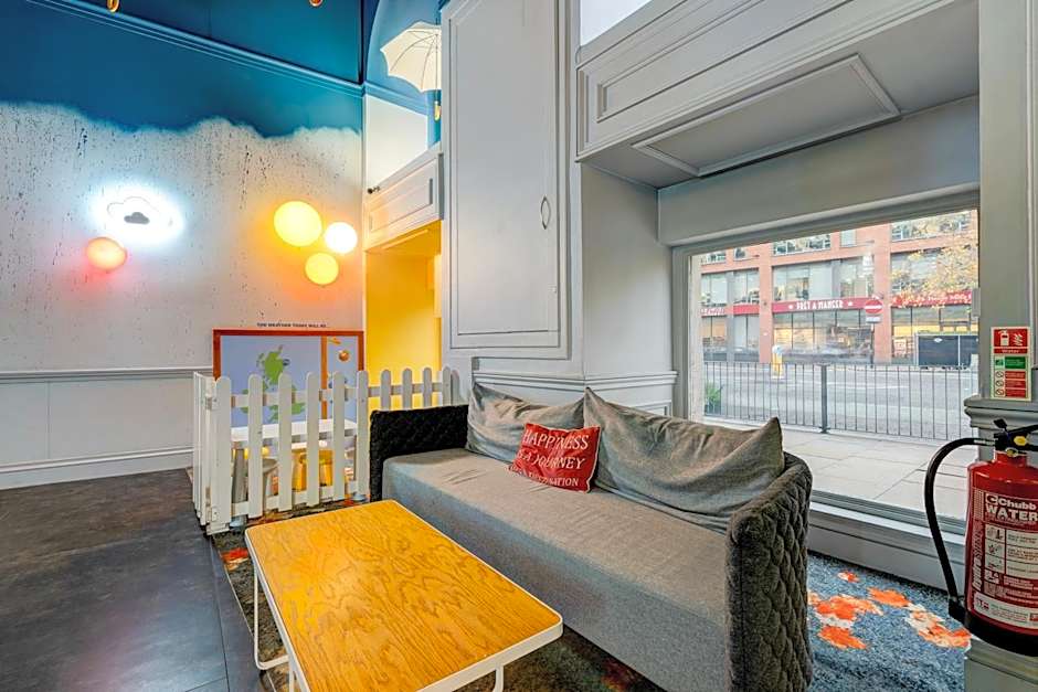 Manchester Portland By Sunday