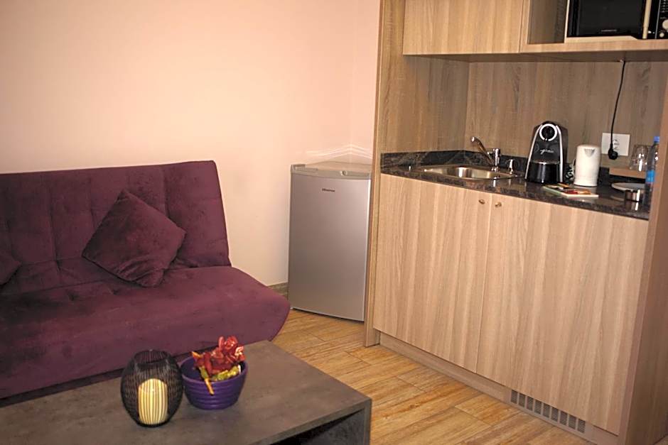 HOtello guest suites