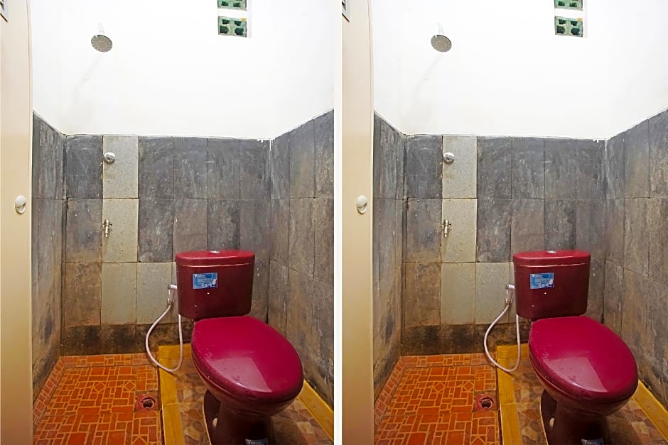 OYO 91460 Guest House Kencana Syariah