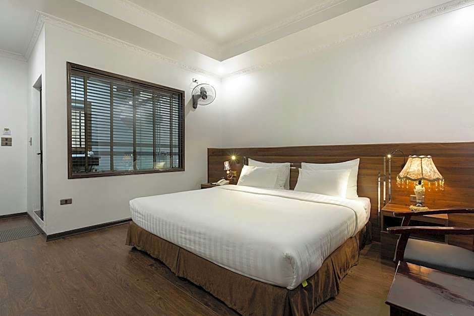 RIO HOTEL