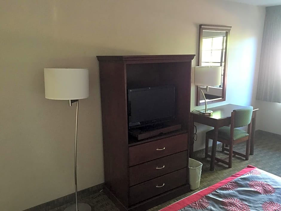 Ramada by Wyndham San Diego Poway Miramar