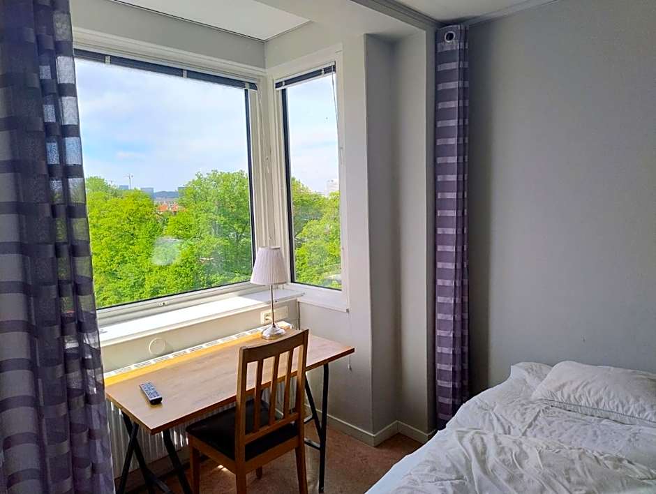 Avenyn Hostel, former Le Mat