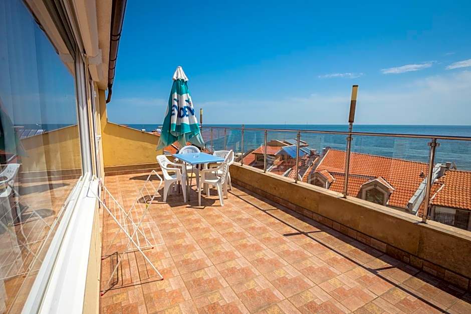 Семеен хотел Бриз