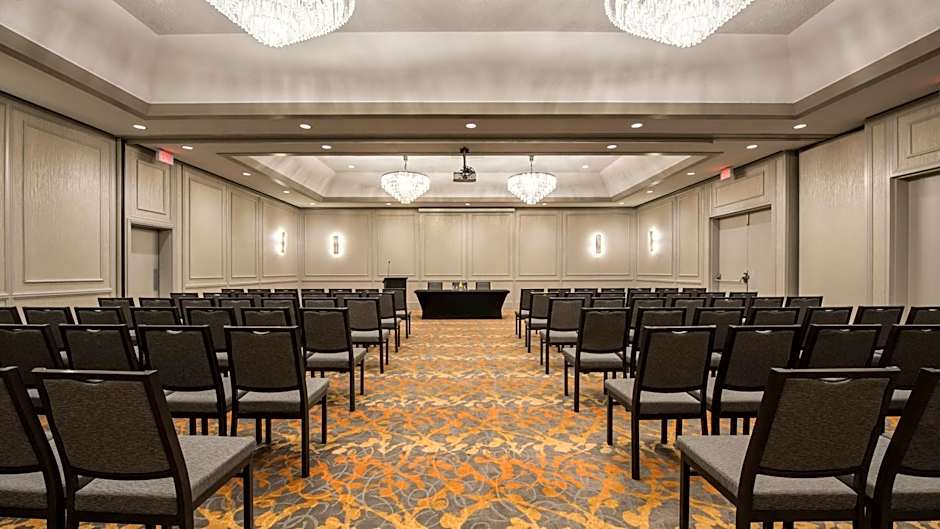 Holiday Inn Winnipeg-South By IHG