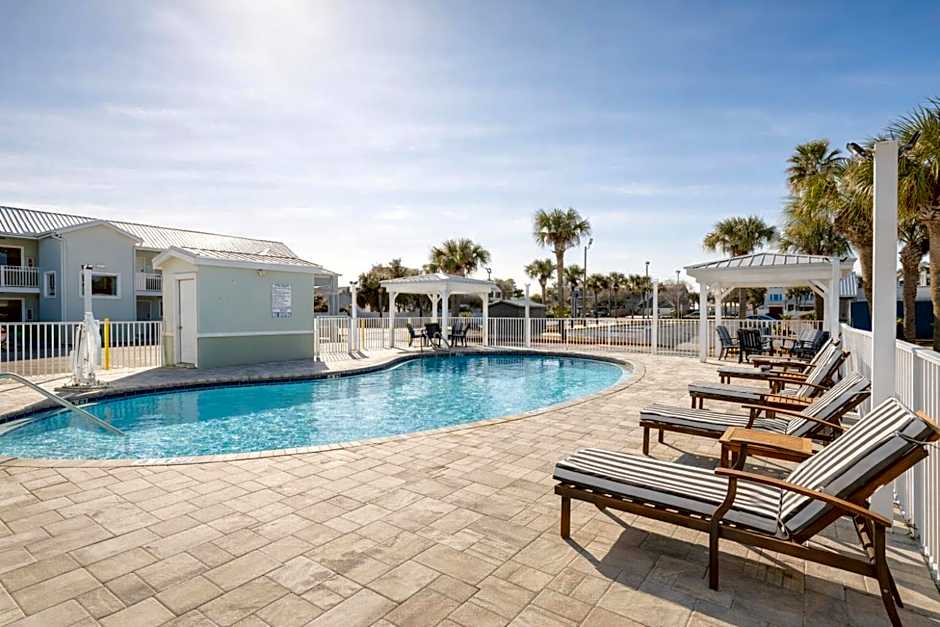 Destin Inn & Suites