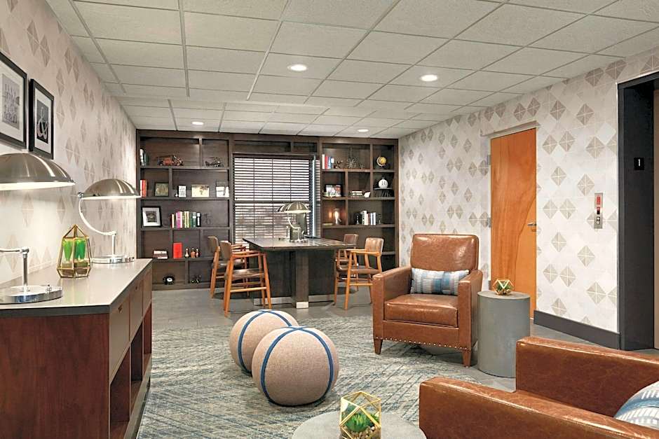 Four Points by Sheraton Raleigh Arena
