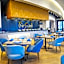 Wyndham Guayaquil, Puerto Santa Ana