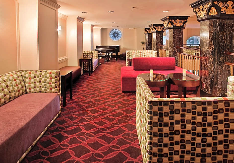 Holiday Inn Kansas City Downtown - Aladdin