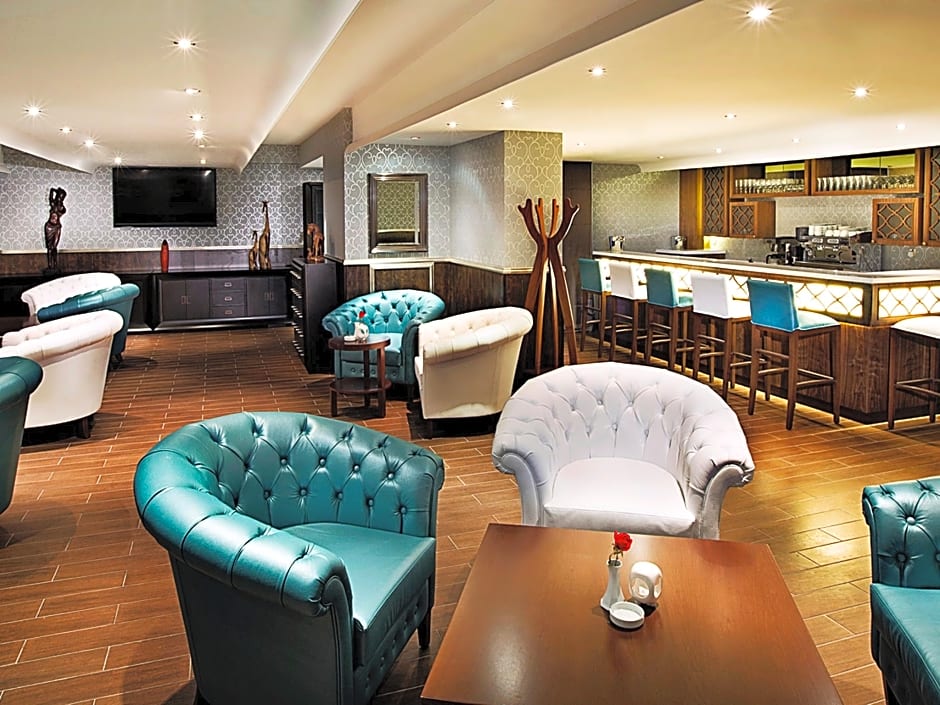 Armada Avenue Hotel