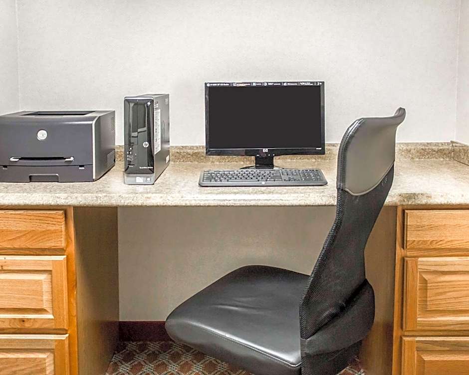 Quality Inn & Conference Center Franklin