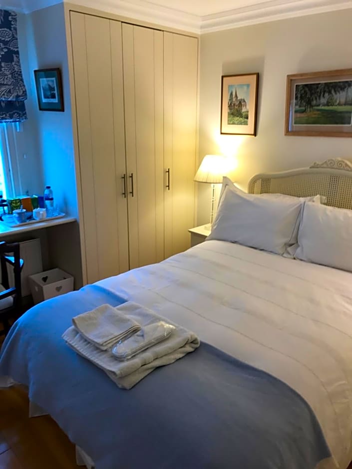 Fulham B&B – London