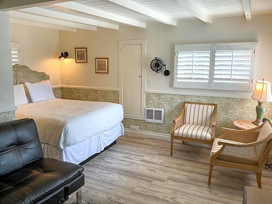 Carmel Green Lantern Inn