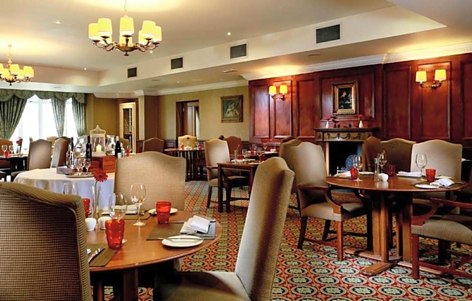 Macdonald Crutherland House