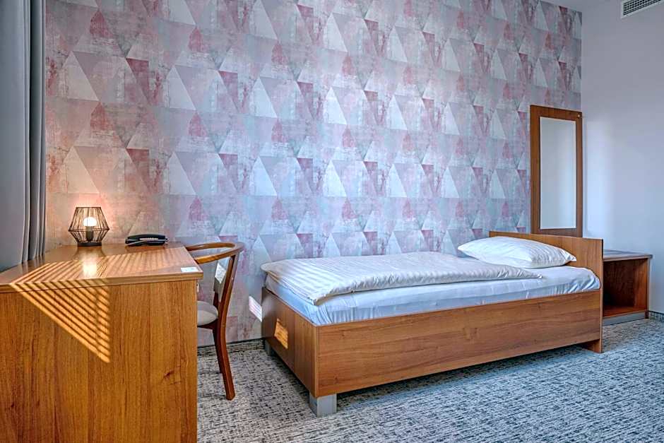 Hotel Aviator