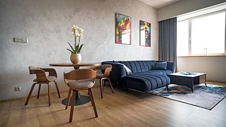 King Suite with Sofa Bed and City View