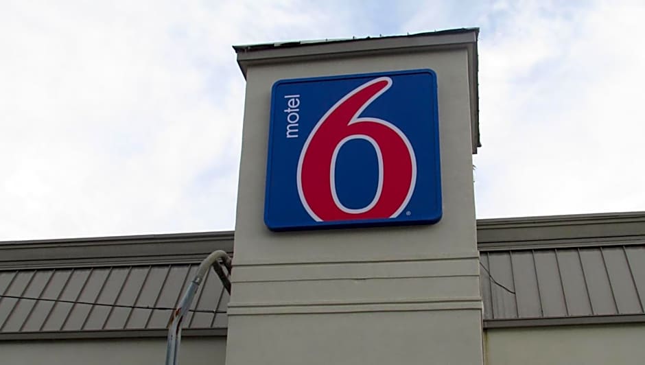 Motel 6 Brookhaven, Ms