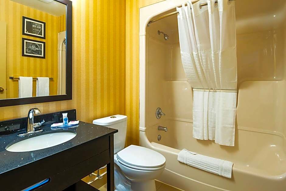 Comfort Inn St. Thomas