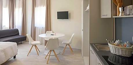 Studio Apartment