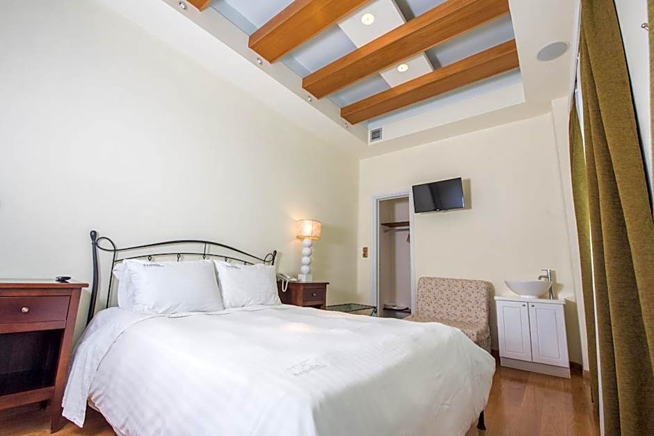 Aegialis Hotel & Spa