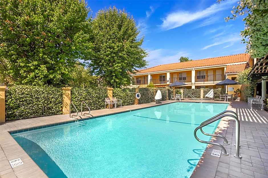 Best Western Plus Inn Dixon