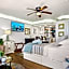 Luxury Beachfront Studio - Private Balcony with Ocean View - Heated Pool - Hot Tub - Tiki Bar - Sauna