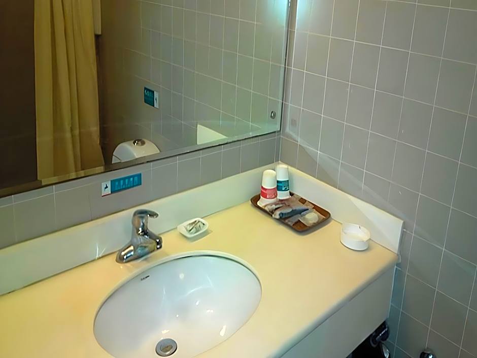 Jinjiang Inn Changchun Quan'an Plaza Airport Bus Station