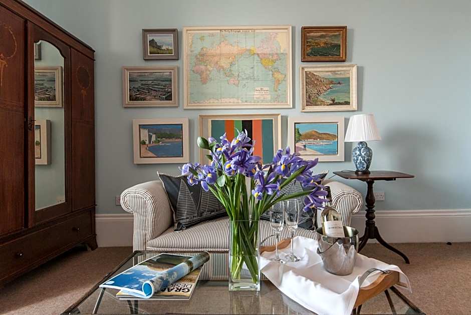 The Royal Harbour Hotel