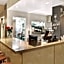 Travelodge by Wyndham Culver City